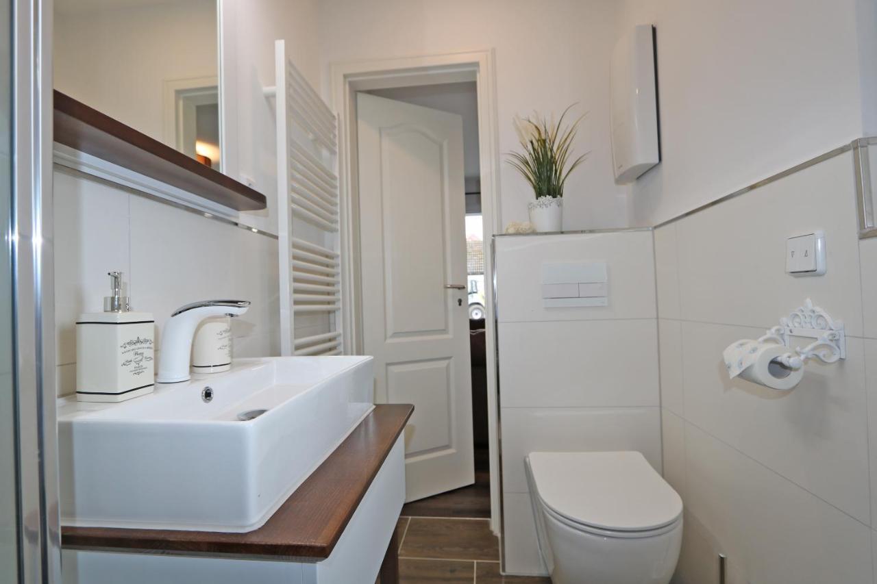 Bungalow-Park Ostseenordstern Wustrow  Ngoại thất bức ảnh